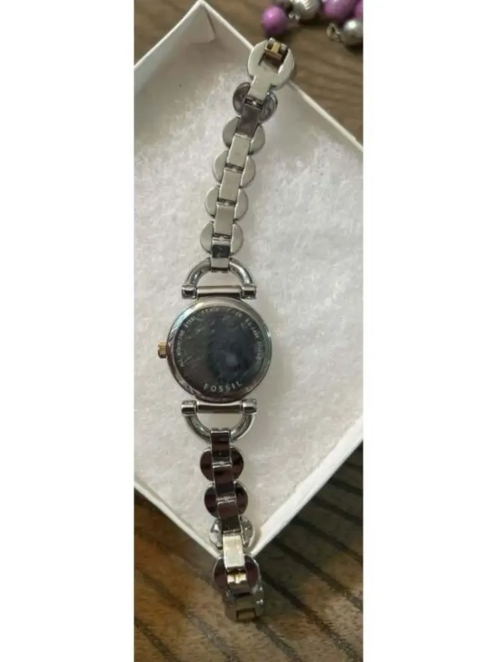 Fossil Women’s Two-Tone Silver Gold Watch – Tested Working